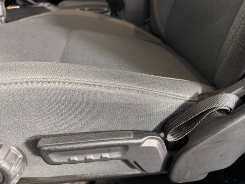 Used 2024 Jeep Wrangler Unlimited w/ Convenience Group image 23