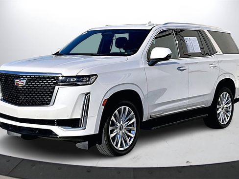 Used 2022 Cadillac Escalade Luxury image 4