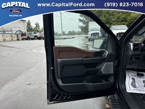 Certified 2023 Ford F150 Lariat w/ Equipment Group 502A High image 19