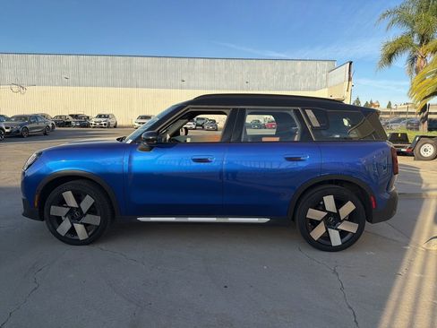 Used 2025 MINI Cooper Countryman S image 2