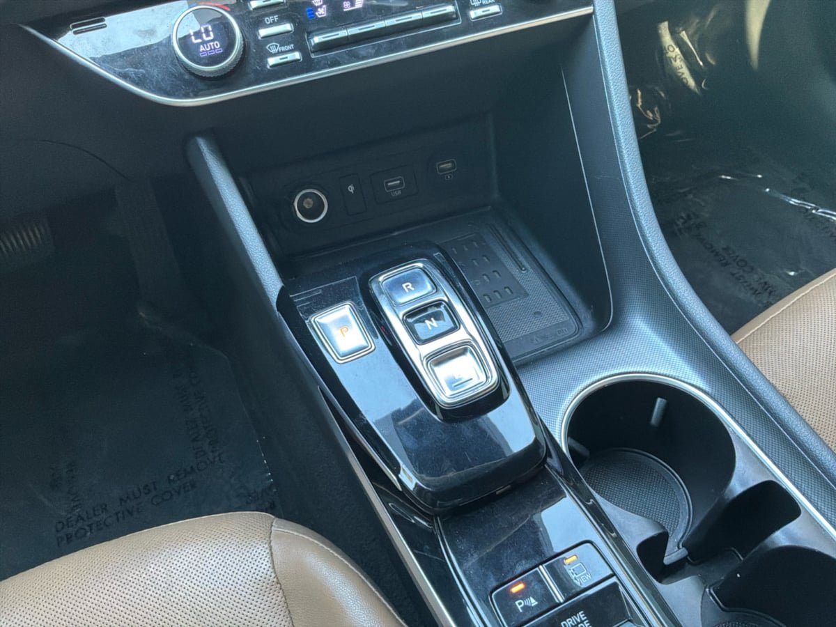 Used 2020 Hyundai Sonata Limited FWD image 16