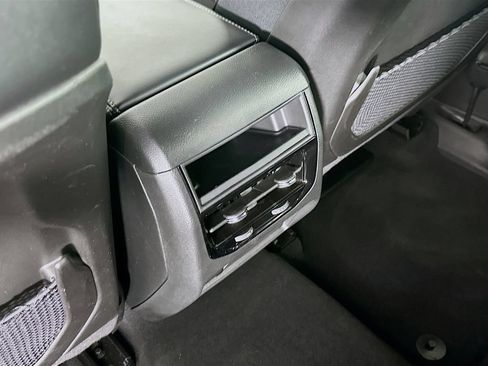 Certified 2024 Jeep Grand Cherokee Altitude AWD/4WD image 37