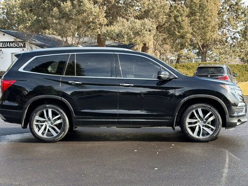 Used 2018 Honda Pilot Elite image 3