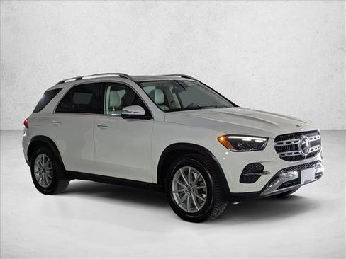 Certified 2025 Mercedes-Benz GLE 350 4MATIC image 5