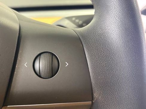 Used 2020 Tesla Model 3 Standard Range Plus image 26