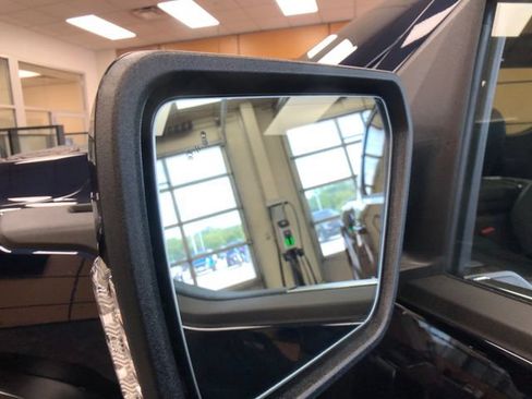 Used 2025 Ford F150 Raptor AWD/4WD image 24