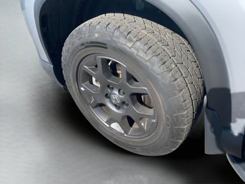 Used 2024 Honda Pilot TrailSport image 19