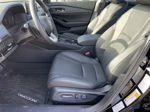 Used 2025 Honda Accord Touring image 15