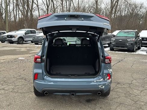 Used 2024 Ford Escape ST-Line Elite w/ Premium Technology Package image 28