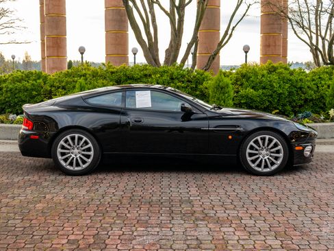 Used 2002 Aston Martin Vanquish RWD image 46