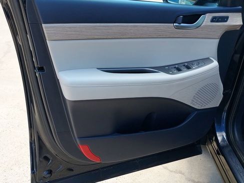 Used 2020 Hyundai Palisade SEL w/ Premium Package FWD image 11