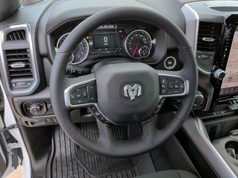 New 2026 RAM 1500 4x4 Crew Cab image 17