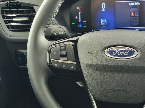 Used 2023 Ford Escape Active AWD/4WD image 27