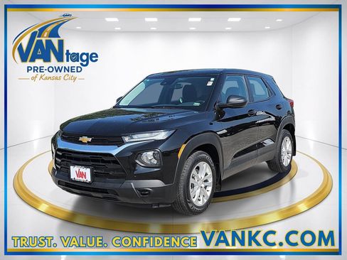 Used 2023 Chevrolet TrailBlazer LS FWD image 1