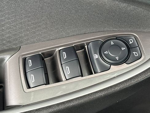 Used 2025 Chevrolet Malibu RS FWD image 18