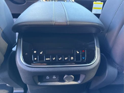 New 2026 Nissan Armada Platinum AWD/4WD image 30