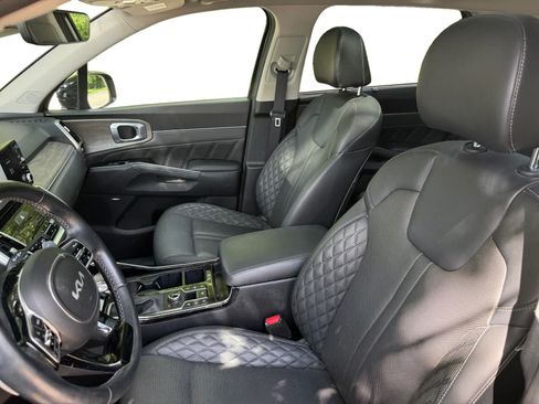 Used 2023 Kia Sorento SX Prestige AWD/4WD image 11