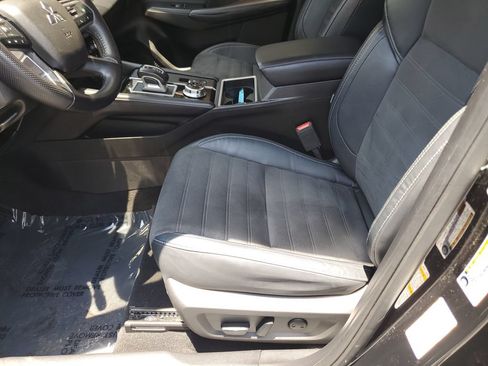Used 2023 Mitsubishi Outlander SE FWD image 22