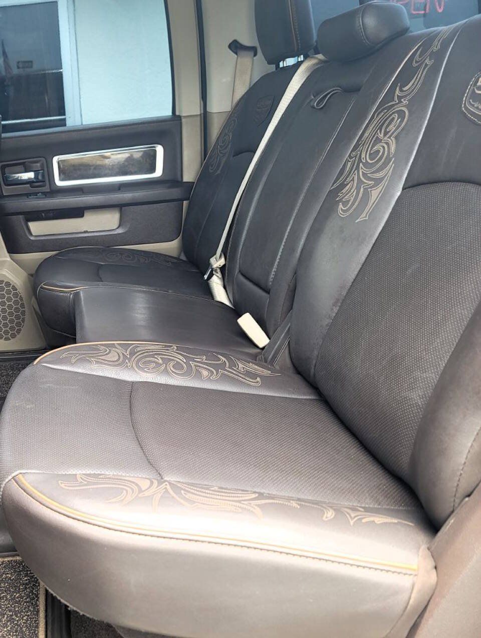 Used 2012 RAM 1500 Laramie Longhorn w/ Protection Group AWD/4WD image 17