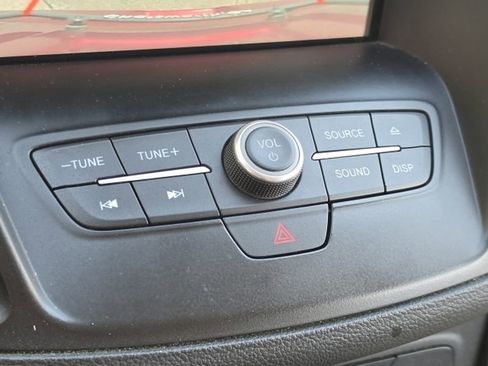 Used 2017 Ford Escape SE w/ SE Leather Comfort Package FWD image 22