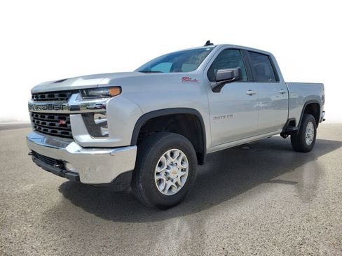 Used 2023 Chevrolet Silverado 2500 LT w/ Convenience Package AWD/4WD image 2