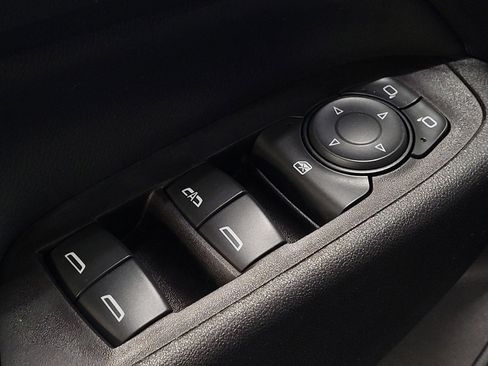 Used 2021 Chevrolet Equinox LT w/ Driver Convenience Package FWD image 27