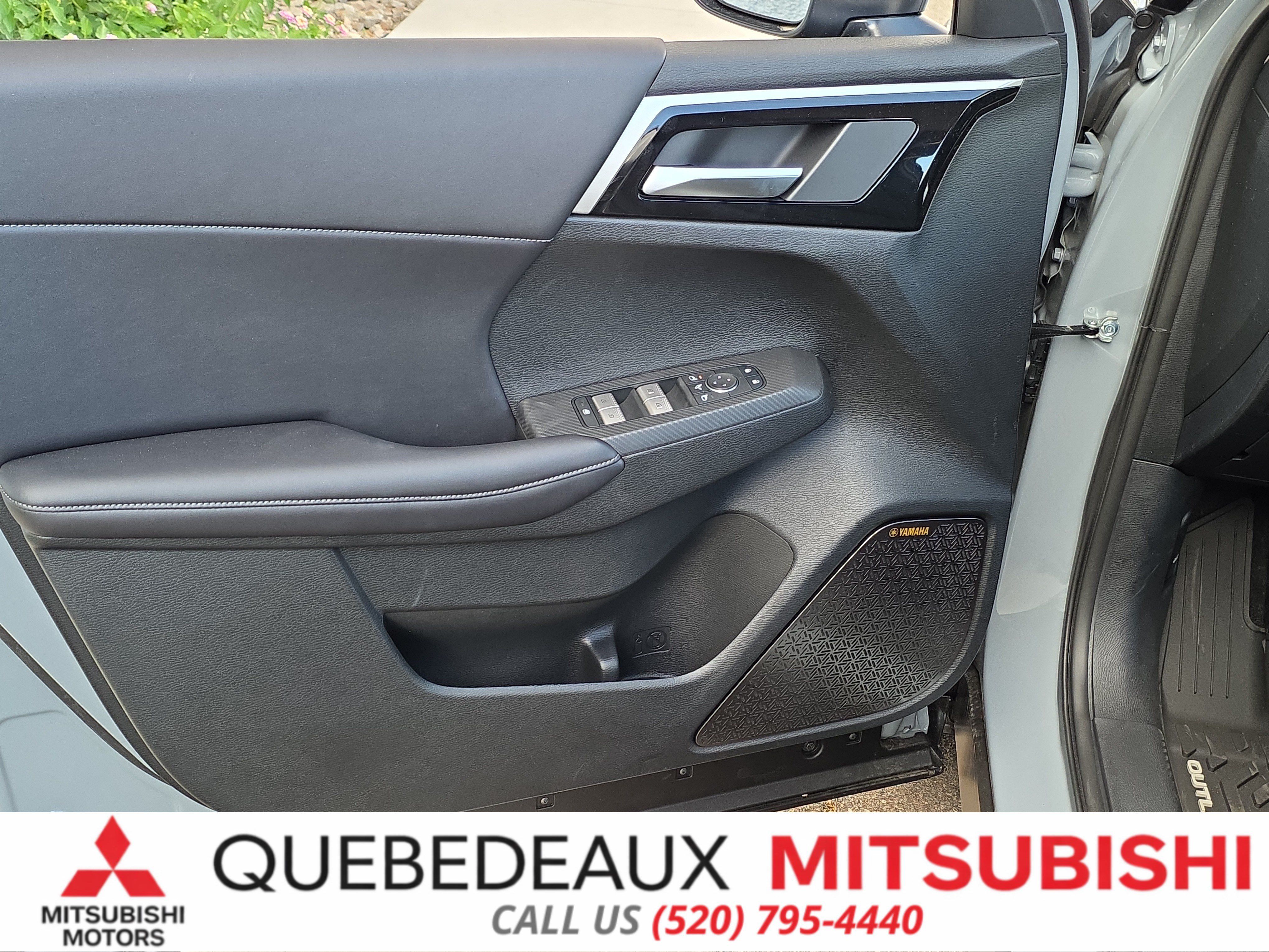 New 2026 Mitsubishi Outlander SE FWD image 10
