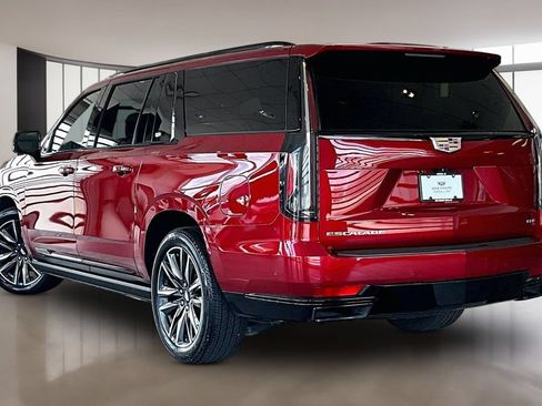 Certified 2024 Cadillac Escalade ESV Sport Platinum w/ Heavy-Duty Trailer Package AWD/4WD image 12