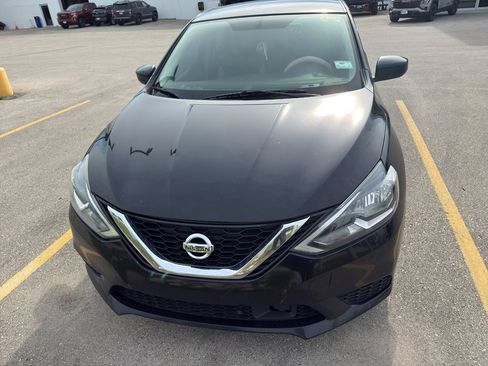 Used 2019 Nissan Sentra SV FWD image 3