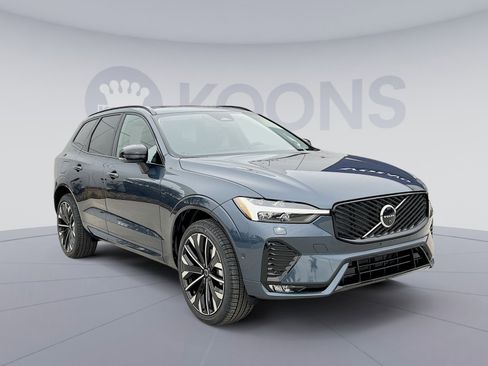 New 2026 Volvo XC60 B5 Ultra w/ Climate Package image 10
