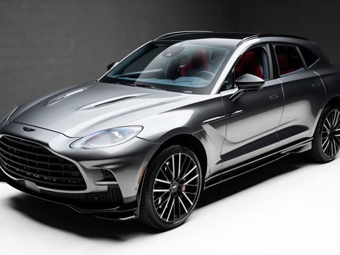 Used 2024 Aston Martin DBX 707 AWD/4WD image 5