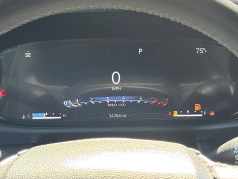 Used 2023 Jeep Wagoneer 2WD image 14