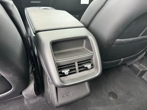 New 2025 Cadillac Lyriq Luxury AWD/4WD image 10