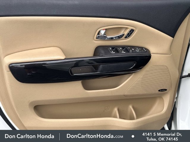 Used 2017 Kia Sedona SX FWD image 7