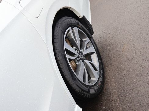 Certified 2024 Honda Odyssey Touring image 37
