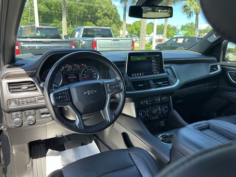 Used 2021 Chevrolet Tahoe Z71 w/ Z71 Signature Package AWD/4WD image 30