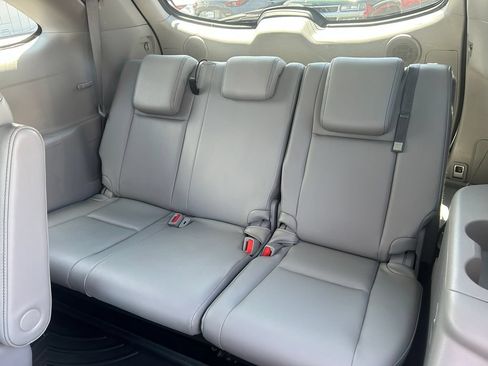 Used 2017 Toyota Highlander Limited AWD/4WD image 34