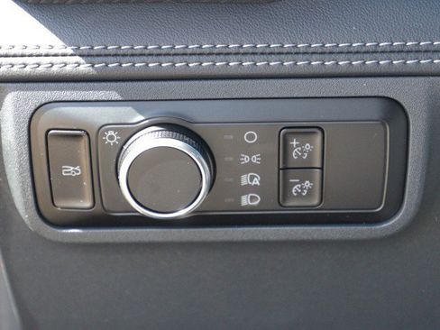 Used 2024 Ford Mustang GT Premium RWD image 18