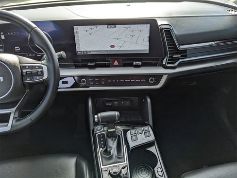 Certified 2024 Kia Sportage SX image 18