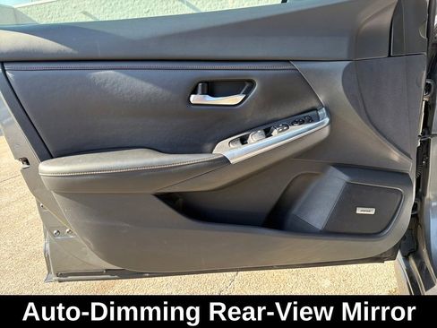 Used 2020 Nissan Sentra SR w/ Premium Package image 11