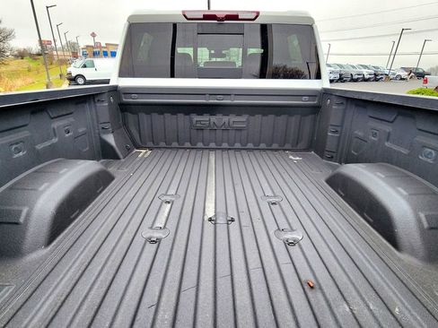 Used 2021 GMC Sierra 2500 SLT w/ SLT Preferred Package image 6