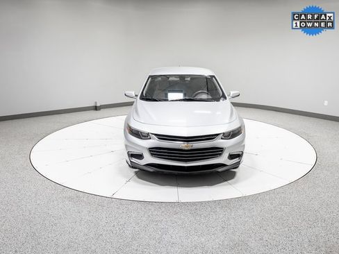 Used 2018 Chevrolet Malibu Premier image 25