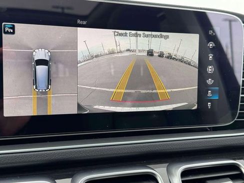 Used 2023 Mercedes-Benz GLS 450 4MATIC image 31