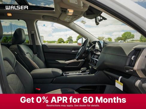 New 2025 Nissan Pathfinder Platinum w/ Cargo Package image 11