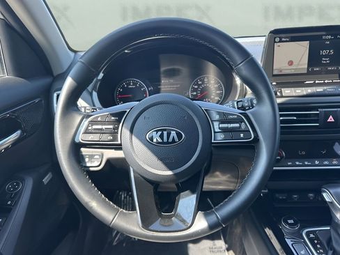 Used 2021 Kia Seltos SX w/ SX Sunroof Package image 14