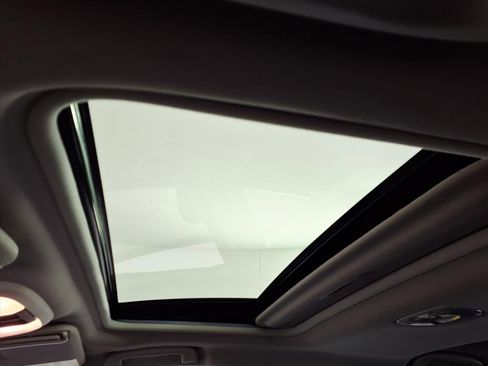 Certified 2025 Subaru Crosstrek 2.0i Premium image 14