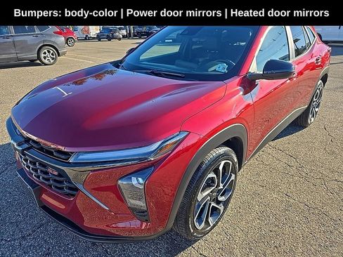 Used 2024 Chevrolet Trax RS w/ Sunroof Package image 7