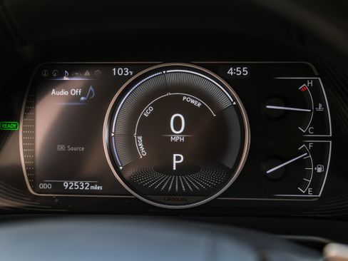 Used 2020 Lexus ES 300h w/ Premium Package FWD image 18
