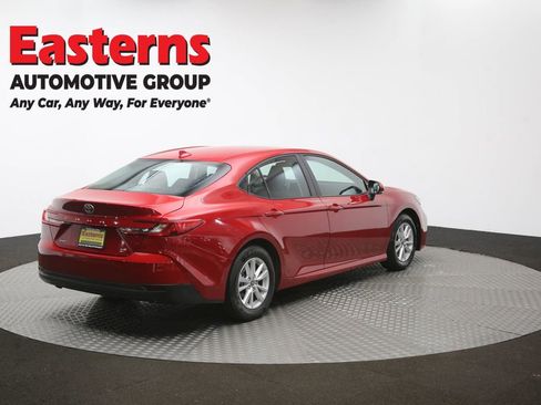 Used 2025 Toyota Camry LE FWD image 40