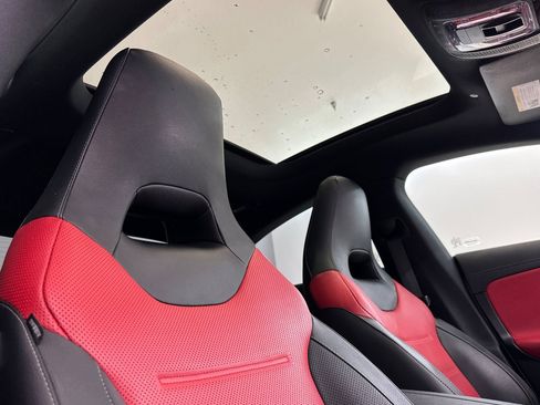 Used 2022 Mercedes-Benz CLA 35 AMG 4MATIC image 16